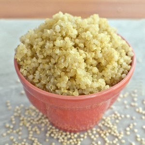 quinoa cooked in bowl